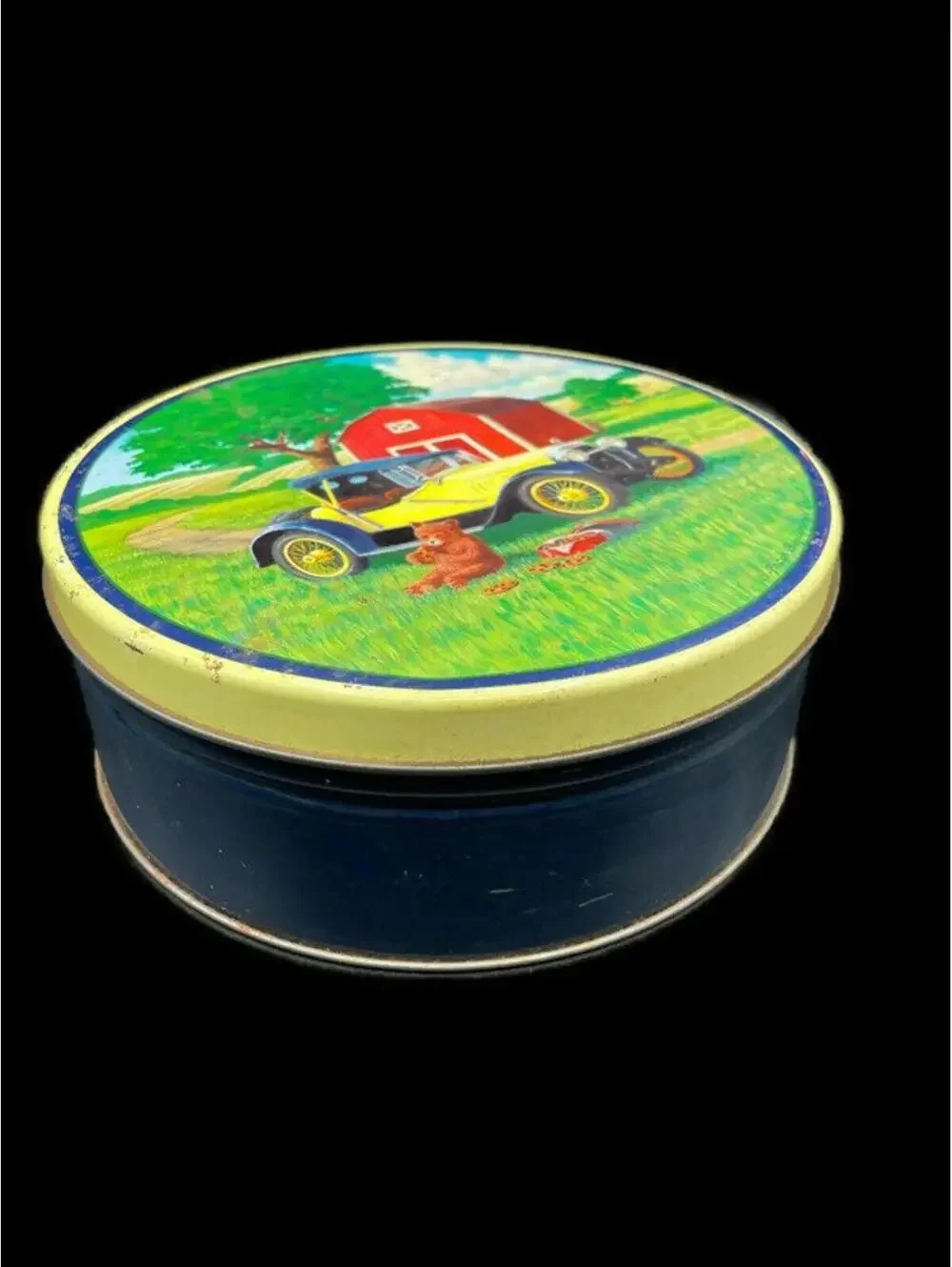 Vintage Cookie Tin: Round Farmhouse Kitchen Storage with Car & Barn